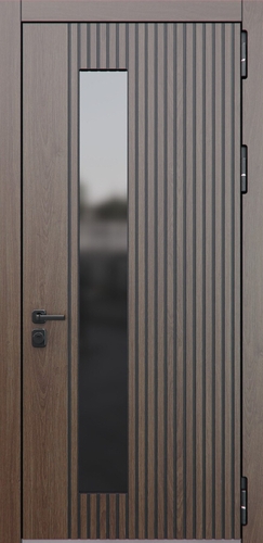 Дверь с МДФ-панелями «пробковый дуб» с реечным дизайном и узким стеклопакетом Дверь с МДФ-панелями «пробковый дуб» с реечным дизайном и узким стеклопакетом
